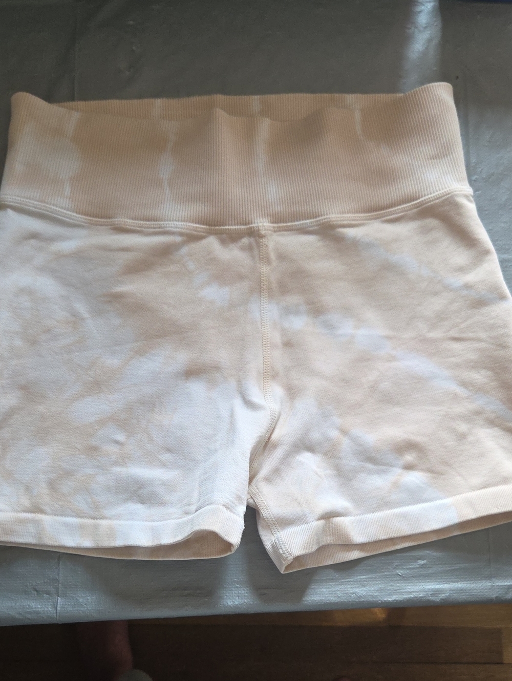 High-Rise Cream Tie-Dye Bike Shorts for Women